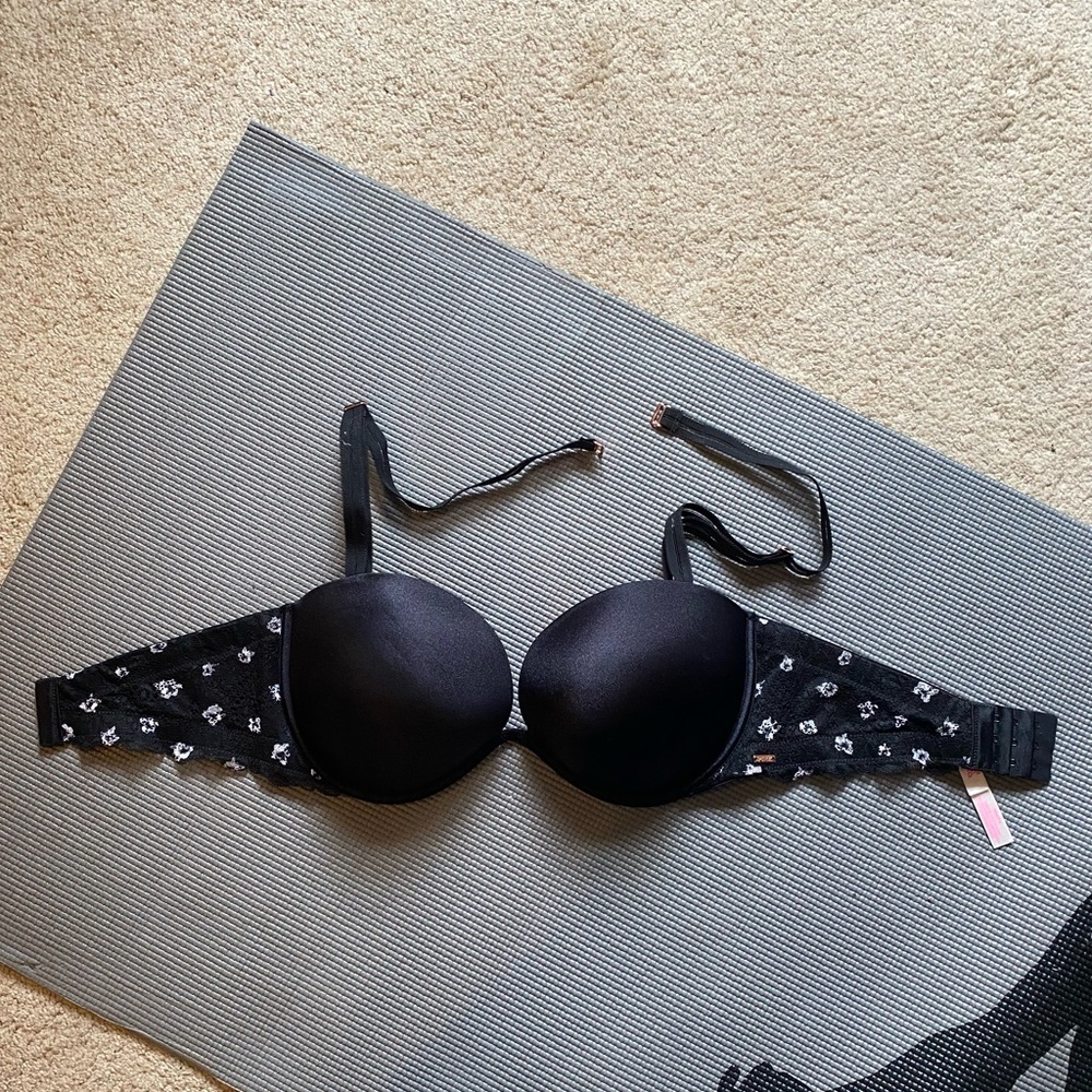 34DD Victoria’s Secret PINK multi-way bra